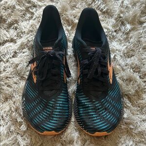 Brooks Hyperion Tempo Athletic Sneakers